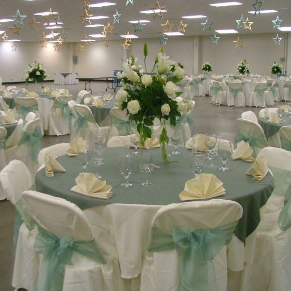 Park_Plaza_picture_inside_building